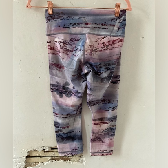 Lululemon Athletica Leggings Size 6 - Picture 2 of 2